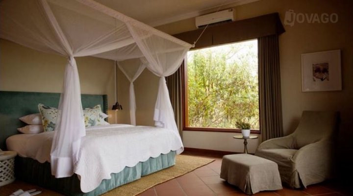 Acacia Farm Lodge