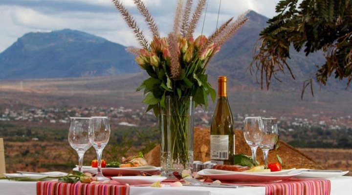 Zomeni Lion Hill Camp