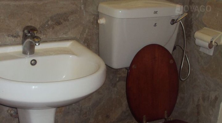 Zomeni Lion Hill Camp