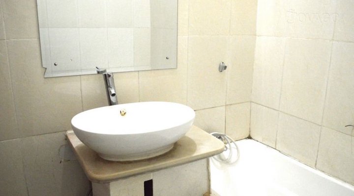 Hotel Diamonds Acres