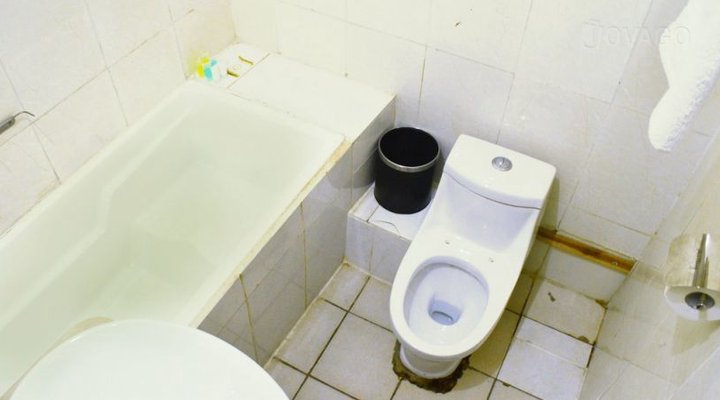 Hotel Diamonds Acres