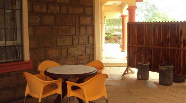 Desert Rose Hotel
