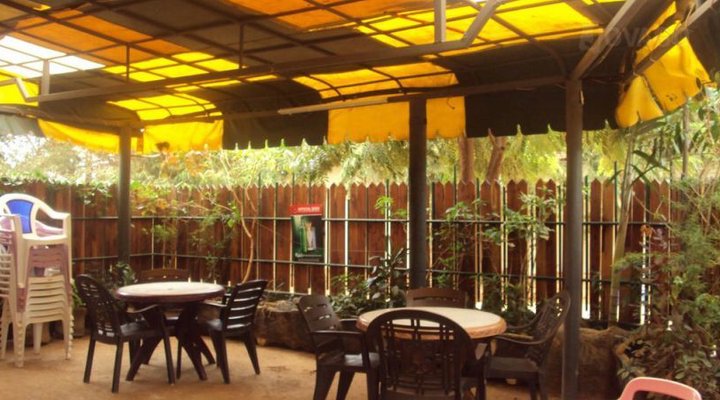 Desert Rose Hotel