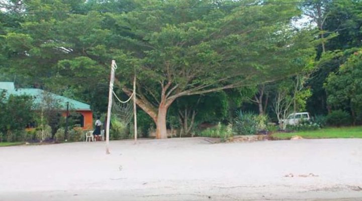 Islands Club