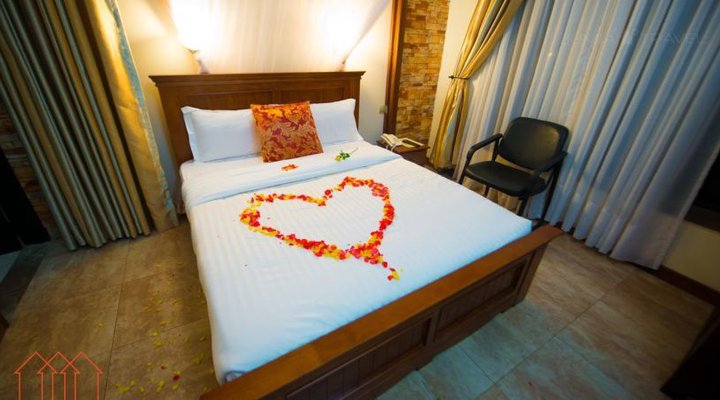 Ci' Sand Suites Hotel