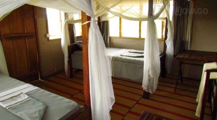 Ndovu Lodges And Camps