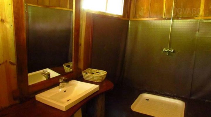 Ndovu Lodges And Camps