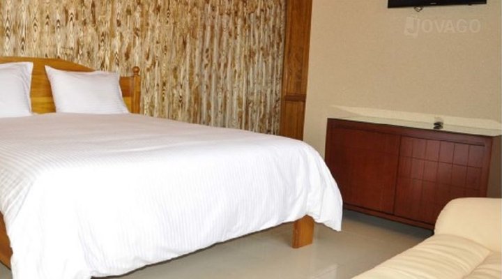 The Garden Place Hotel