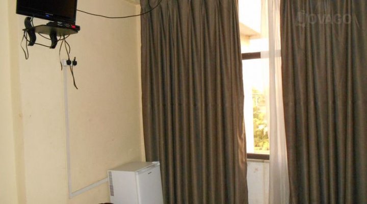 Seven Lakes Hotel