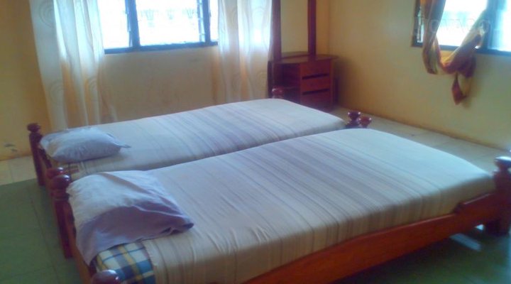 Geny Guest House