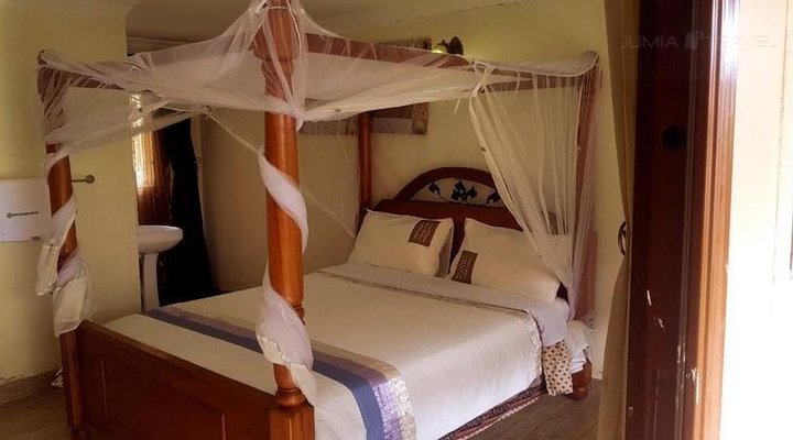Hippo Safaris Resort