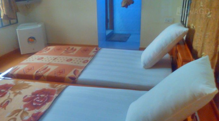 Micas Executive Lodge