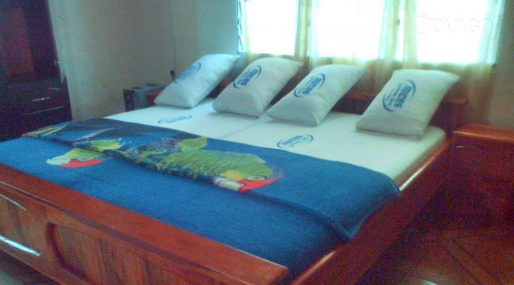 Micas Executive Lodge