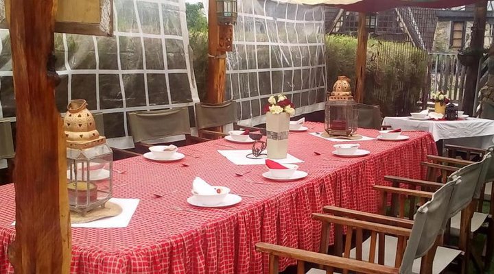 SAMAWATI LAKESIDE COTTAGES-LAKE OL'BOLOSSAT