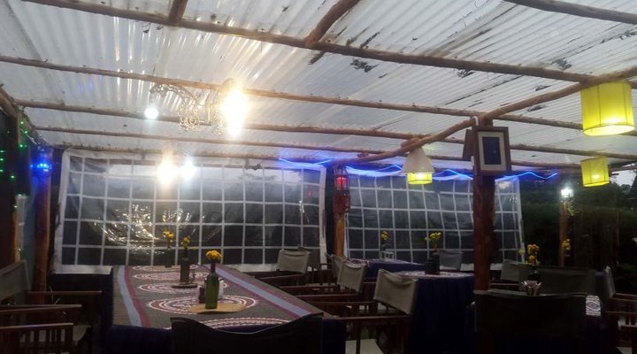 SAMAWATI LAKESIDE COTTAGES-LAKE OL'BOLOSSAT