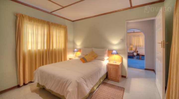 Sedia Riverside Hotel