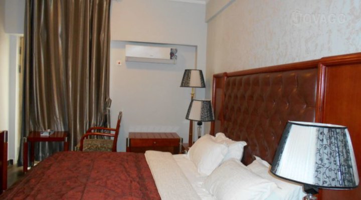 Basiri Plaza hotel