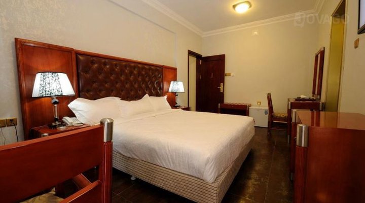 Basiri Plaza hotel