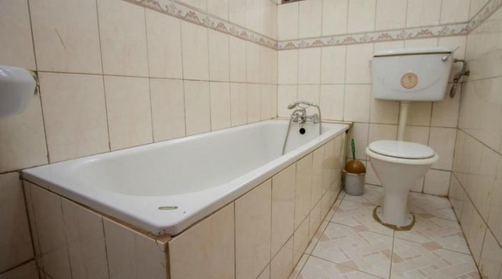 Crystal Suites Hotel