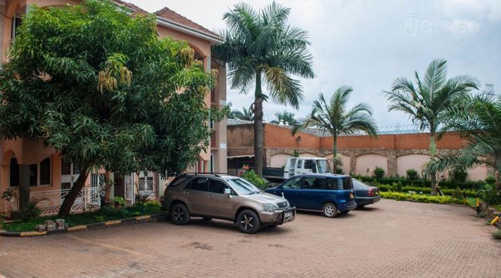 Crystal Suites Hotel