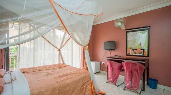 Crystal Suites Hotel