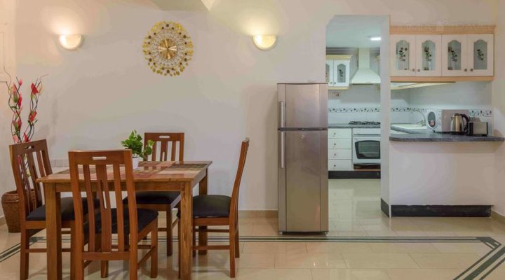 Hotel Raha Tower