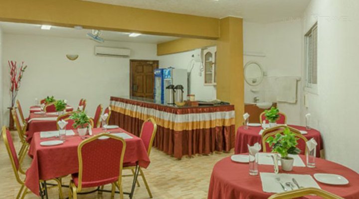 Hotel Raha Tower