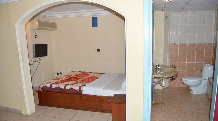 Hotel Akena City