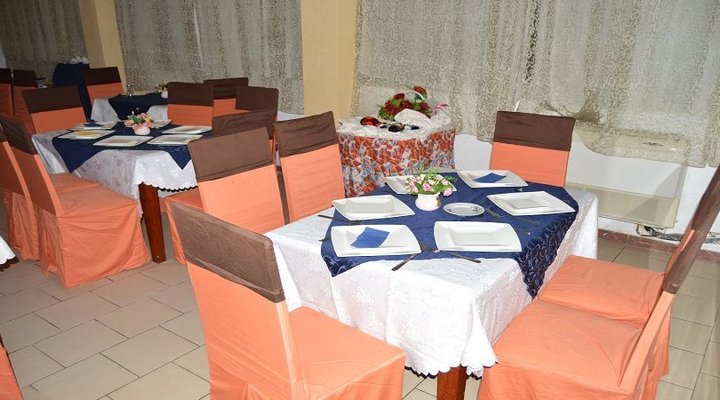 Hotel Akena City