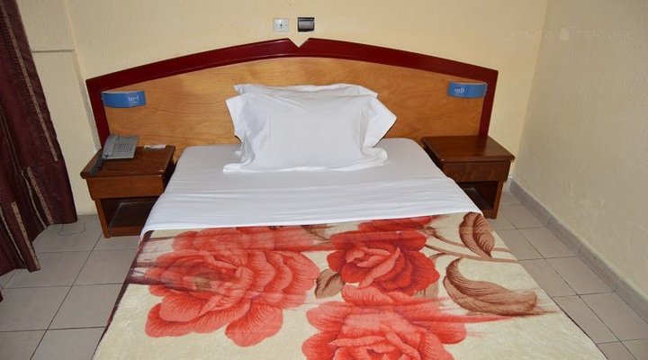 Hotel Akena City