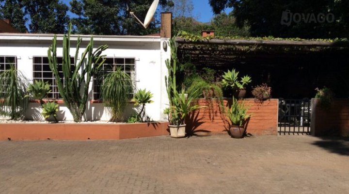 Pedros Grill & Lodge