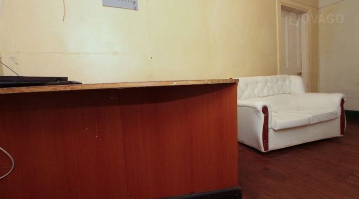 Edmond Family Hotel