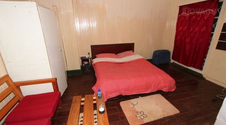 Edmond Family Hotel