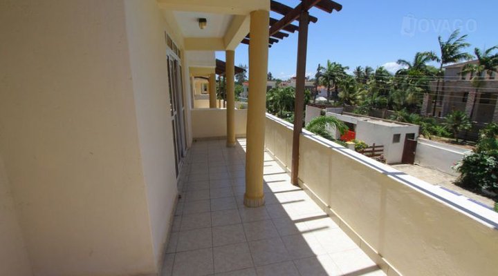 Halgan Villas Palace