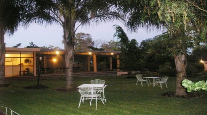 Lalani Travellers Hotel and Conference Centre