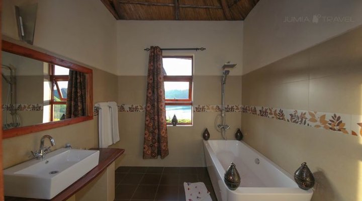 Crater Safari Lodge