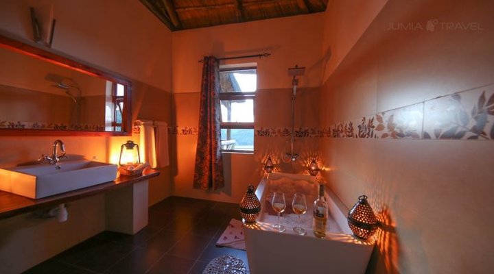Crater Safari Lodge