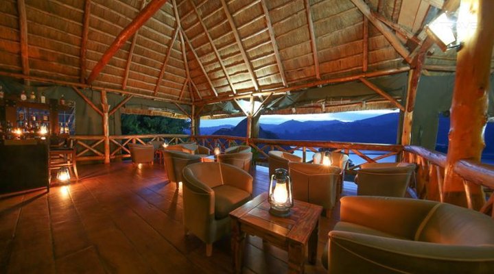 Crater Safari Lodge