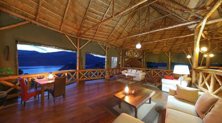 Crater Safari Lodge