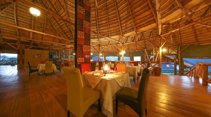 Crater Safari Lodge