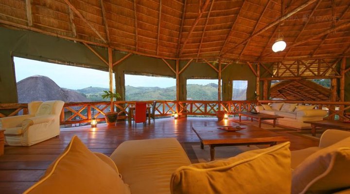 Crater Safari Lodge