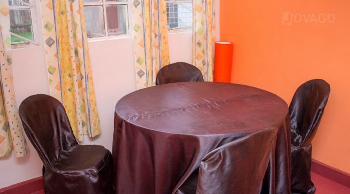 Gold Plaza Lodge