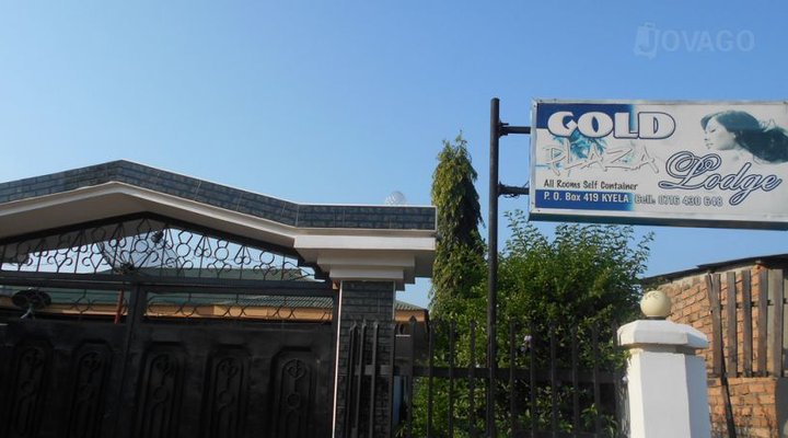 Gold Plaza Lodge