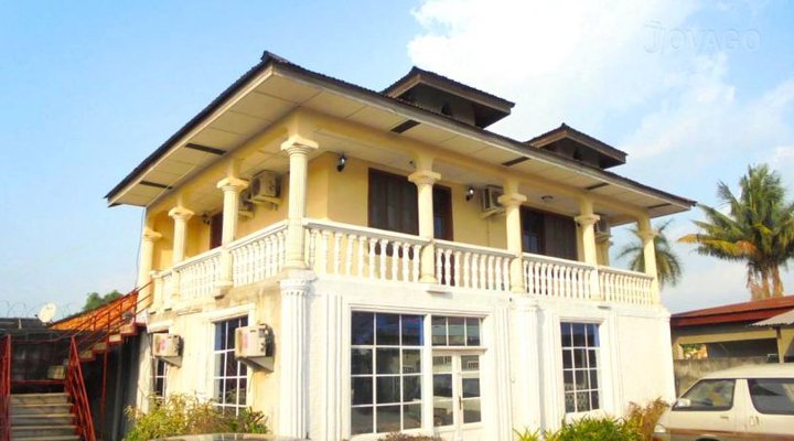Flat Hotel La Rose Bolila