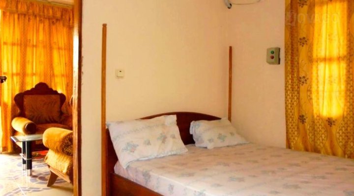 Flat Hotel La Rose Bolila