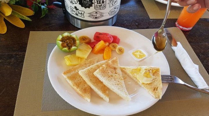 Queen of Sheba Beach Lodge