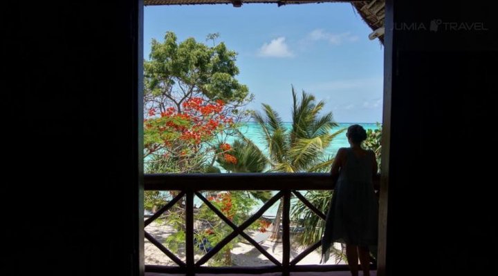 Queen of Sheba Beach Lodge