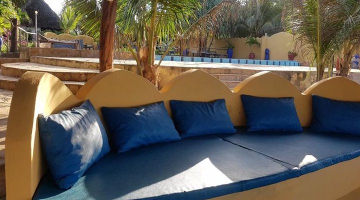 Queen of Sheba Beach Lodge