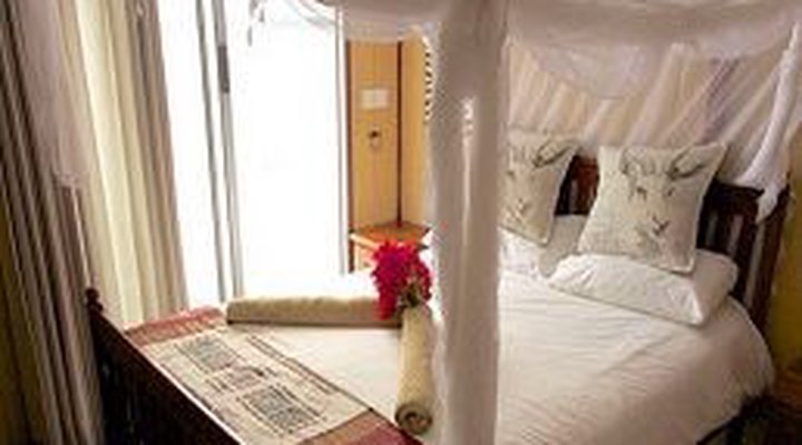 Umbozha Houseboats