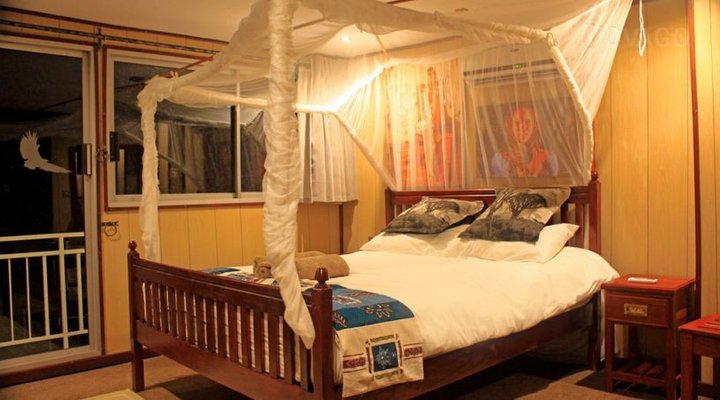 Umbozha Houseboats